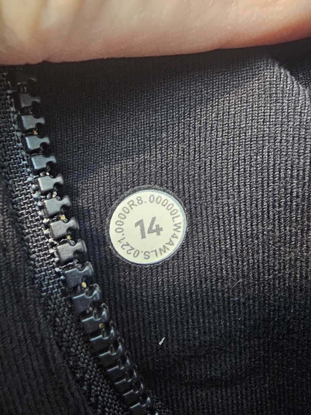 Lululemon Define Luon Jacket- Black Size 12 Womens - Picture 3 of 3